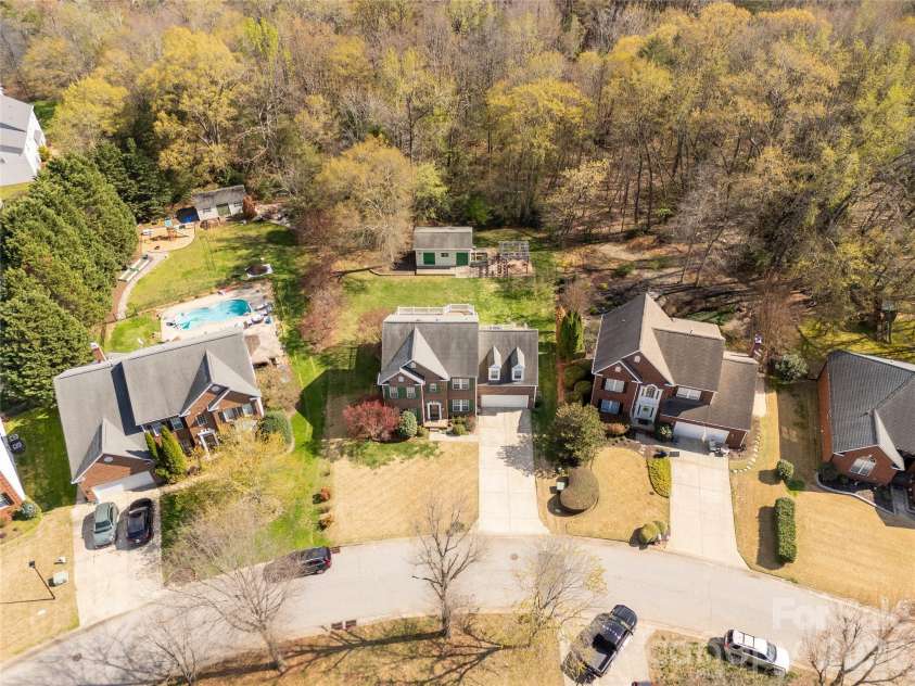 623 Cheval Drive, Fort Mill, SC 29708.  MLS# CAR4358389, YatesRealty ID 5068. House backs up to woods