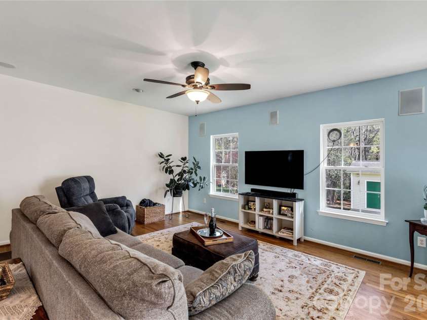 623 Cheval Drive, Fort Mill, SC 29708.  MLS# CAR4358389, YatesRealty ID 5068. Living Room