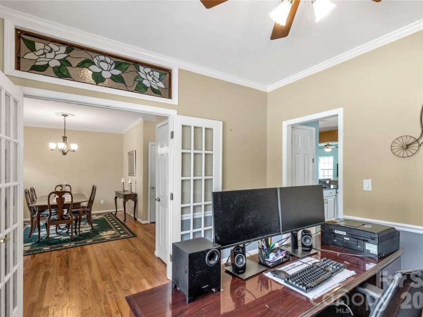 623 Cheval Drive, Fort Mill, SC 29708.  MLS# CAR4358389, YatesRealty ID 5068. Office