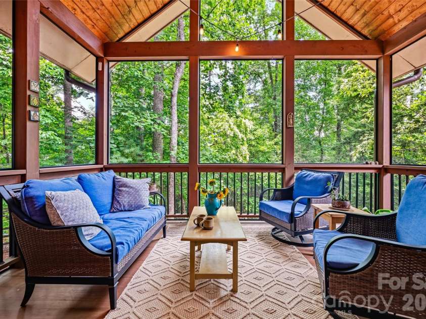 15 Owl Creek Lane, Fairview, NC 28730.  MLS# CAR4385269, YatesRealty ID 50681. 
