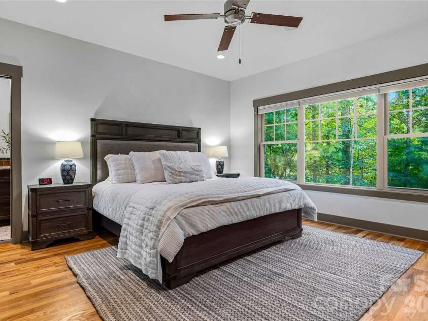 15 Owl Creek Lane, Fairview, NC 28730.  MLS# CAR4385269, YatesRealty ID 50681. 