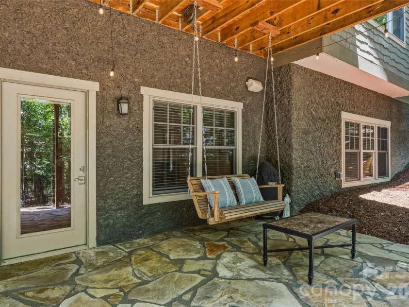 15 Owl Creek Lane, Fairview, NC 28730.  MLS# CAR4385269, YatesRealty ID 50681. 