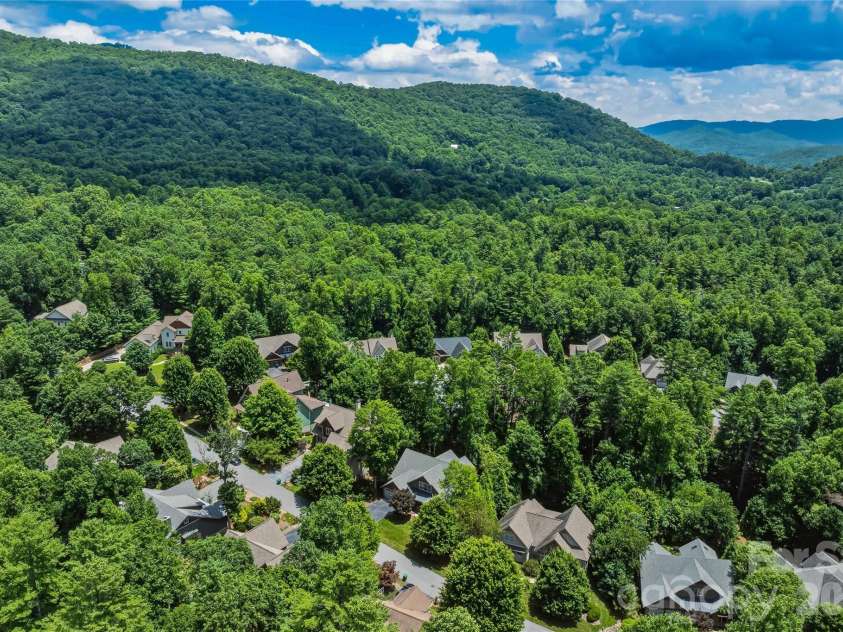 15 Owl Creek Lane, Fairview, NC 28730.  MLS# CAR4385269, YatesRealty ID 50681. 
