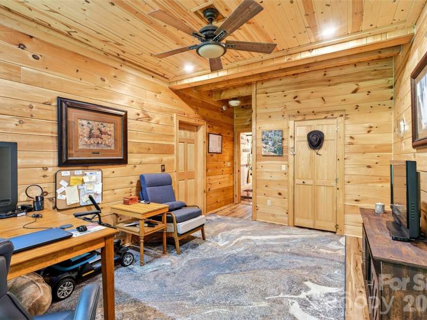 87 Ali Avenue, Bakersville, NC 28705.  MLS# CAR4393255, YatesRealty ID 50682. 