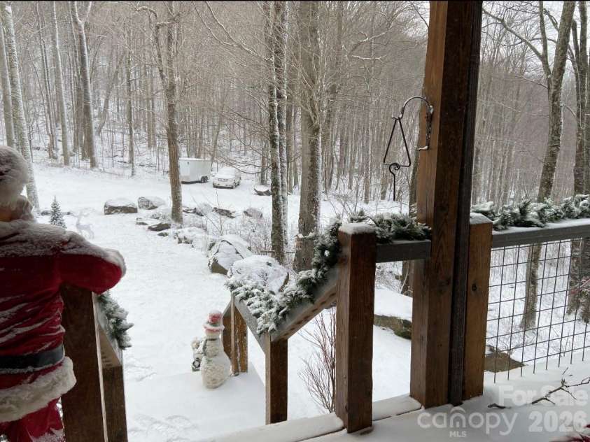 87 Ali Avenue, Bakersville, NC 28705.  MLS# CAR4393255, YatesRealty ID 50682. 