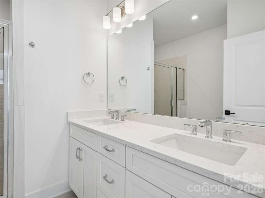 3708 Tryon Street, Charlotte, NC 28217.  MLS# CAR4424268, YatesRealty ID 50684. Primary Suite