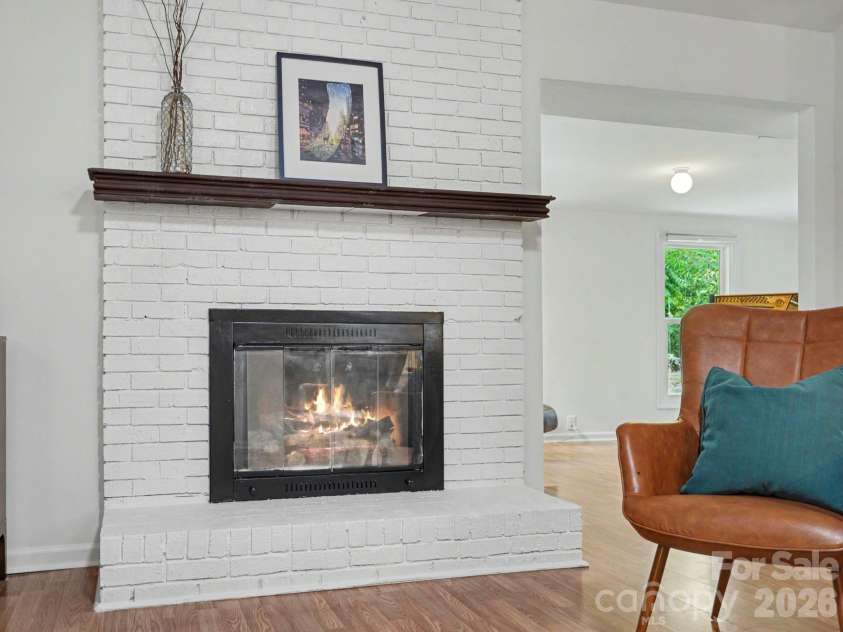 7239 Lockmont Drive, Charlotte, NC 28212.  MLS# CAR4424249, YatesRealty ID 50685. 
