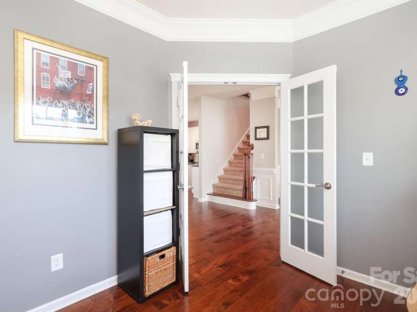 6120 Breckfield Court, Charlotte, NC 28278.  MLS# CAR4357558, YatesRealty ID 5069. 