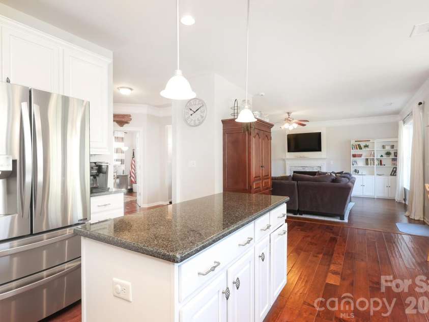 6120 Breckfield Court, Charlotte, NC 28278.  MLS# CAR4357558, YatesRealty ID 5069. 