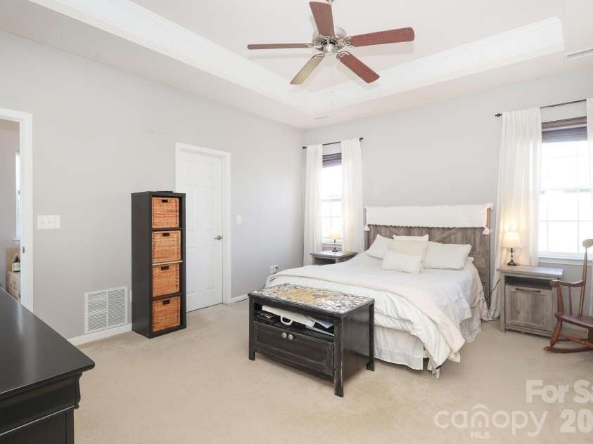 6120 Breckfield Court, Charlotte, NC 28278.  MLS# CAR4357558, YatesRealty ID 5069. 