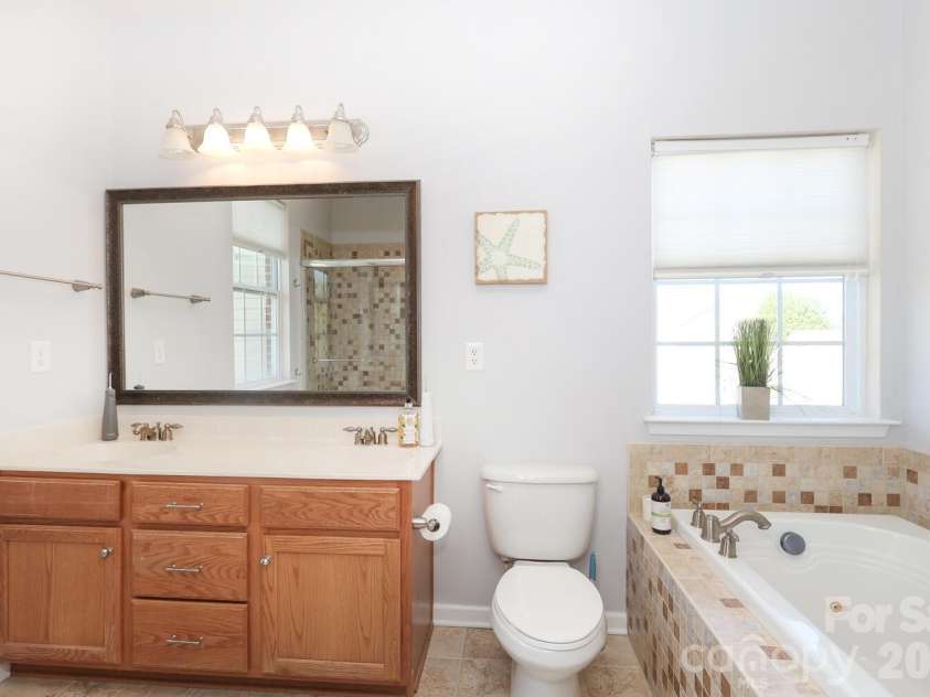 6120 Breckfield Court, Charlotte, NC 28278.  MLS# CAR4357558, YatesRealty ID 5069. 