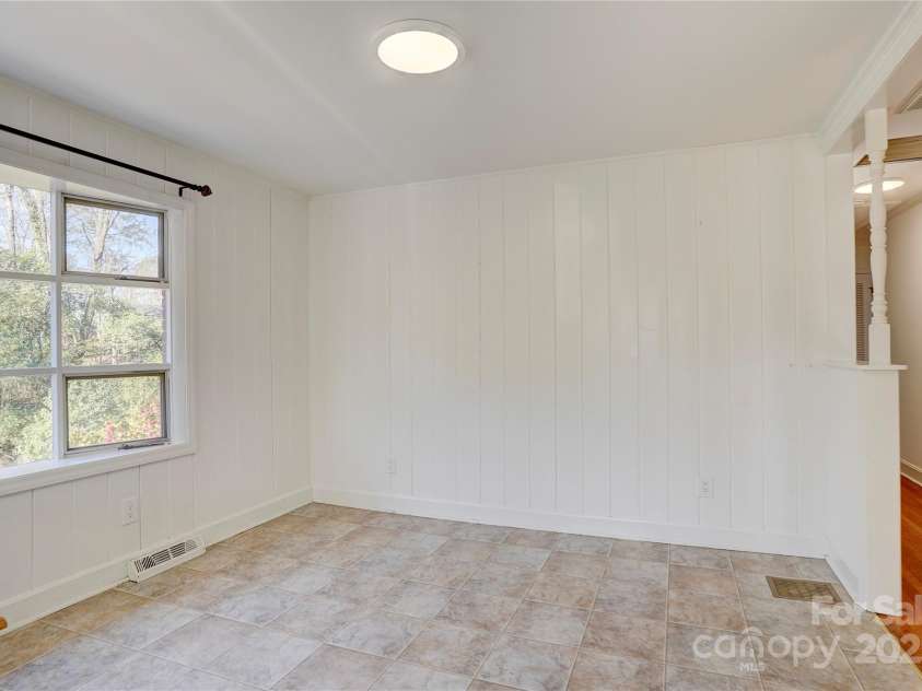 7526 Dorn Circle, Charlotte, NC 28212.  MLS# CAR4226222, YatesRealty ID 5069. 