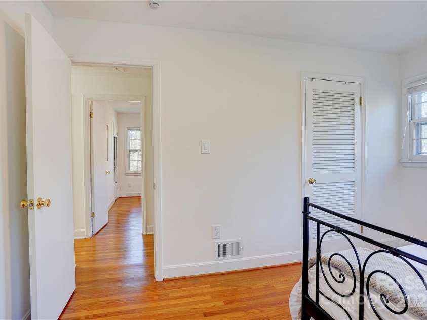 7526 Dorn Circle, Charlotte, NC 28212.  MLS# CAR4226222, YatesRealty ID 5069. 