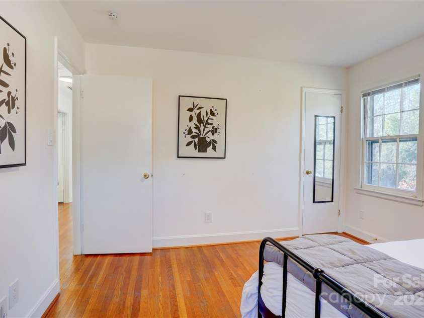 7526 Dorn Circle, Charlotte, NC 28212.  MLS# CAR4226222, YatesRealty ID 5069. 