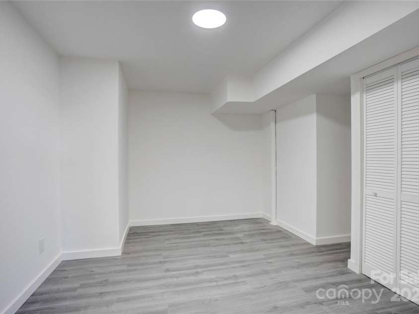 7526 Dorn Circle, Charlotte, NC 28212.  MLS# CAR4226222, YatesRealty ID 5069. 