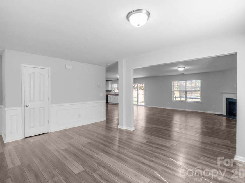 4921 William Caldwell Avenue, Charlotte, NC 28213.  MLS# CAR4424174, YatesRealty ID 50691. 