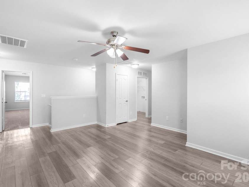 4921 William Caldwell Avenue, Charlotte, NC 28213.  MLS# CAR4424174, YatesRealty ID 50691. 