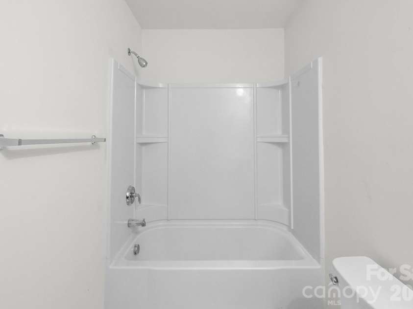 4921 William Caldwell Avenue, Charlotte, NC 28213.  MLS# CAR4424174, YatesRealty ID 50691. 
