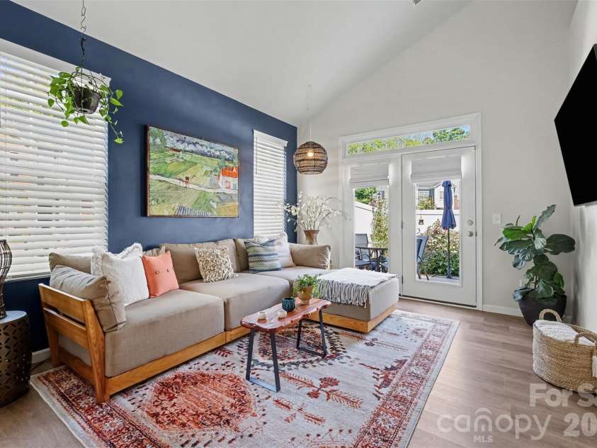 712 Henderson Valley Way, Belmont, NC 28012.  MLS# CAR4423480, YatesRealty ID 50693. 