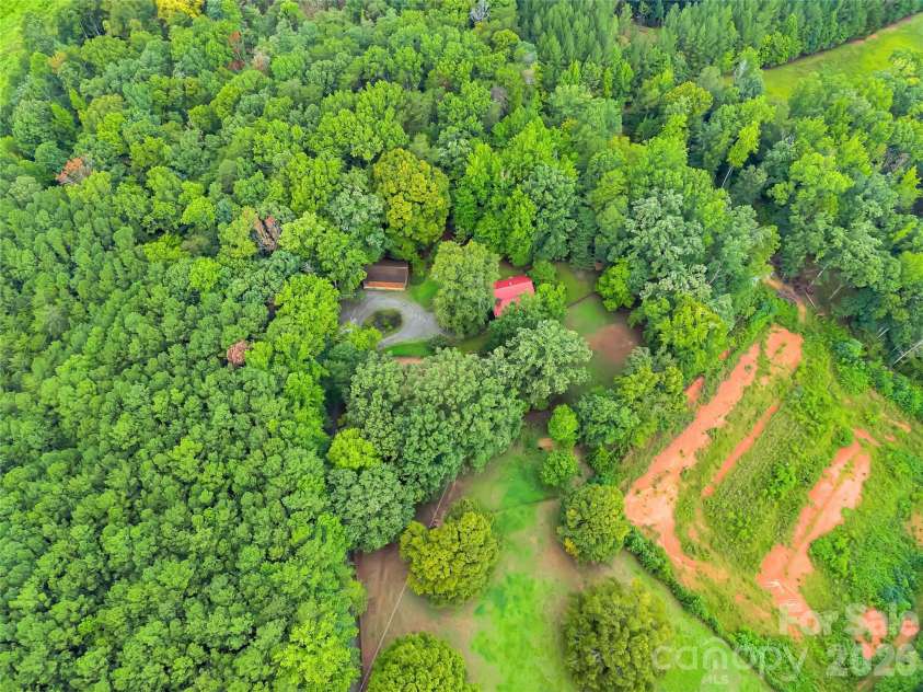 989 Fox Mountain Road, Columbus, NC 28722.  MLS# CAR4423345, YatesRealty ID 50694. 
