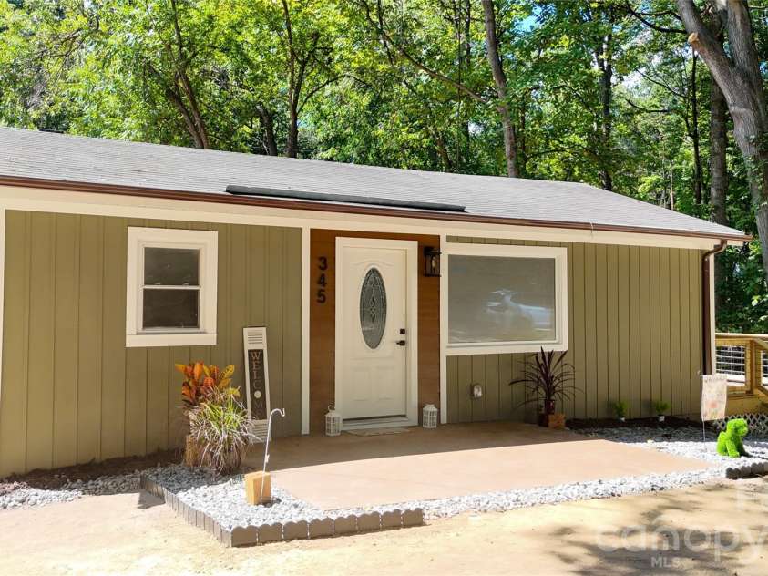 345 EPPS Road, Fort Mill, SC 29715.  MLS# CAR4424119, YatesRealty ID 50695. 