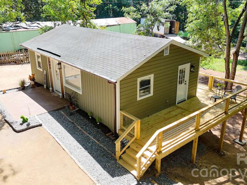 345 EPPS Road, Fort Mill, SC 29715.  MLS# CAR4424119, YatesRealty ID 50695. 
