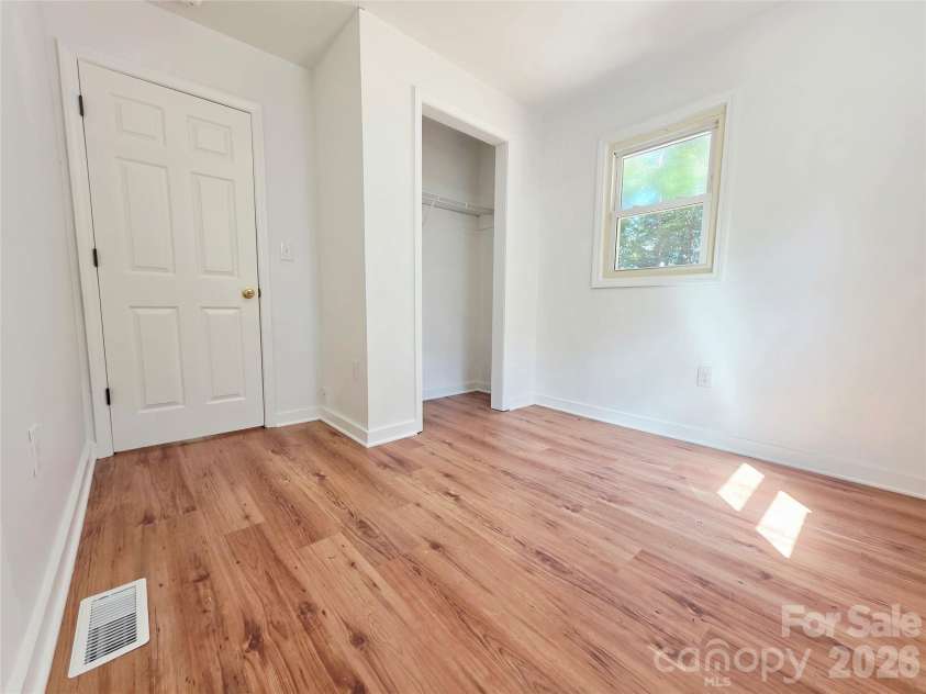 345 EPPS Road, Fort Mill, SC 29715.  MLS# CAR4424119, YatesRealty ID 50695. 