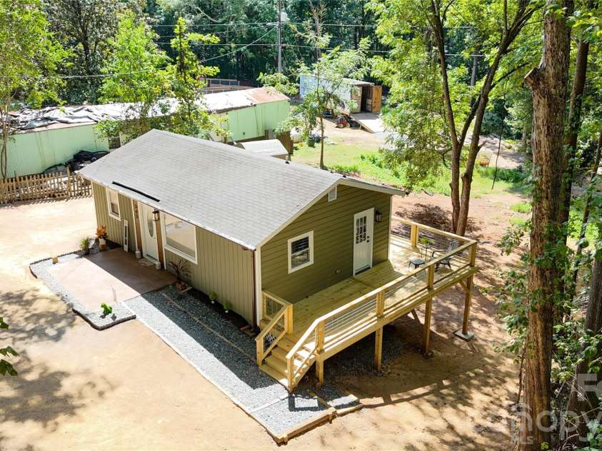 345 EPPS Road, Fort Mill, SC 29715.  MLS# CAR4424119, YatesRealty ID 50695. 