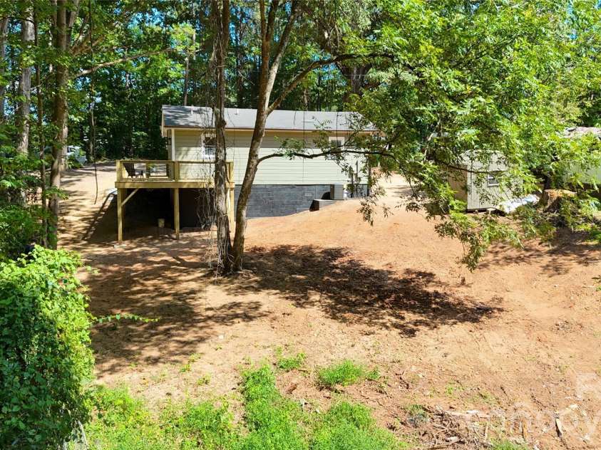 345 EPPS Road, Fort Mill, SC 29715.  MLS# CAR4424119, YatesRealty ID 50695. 
