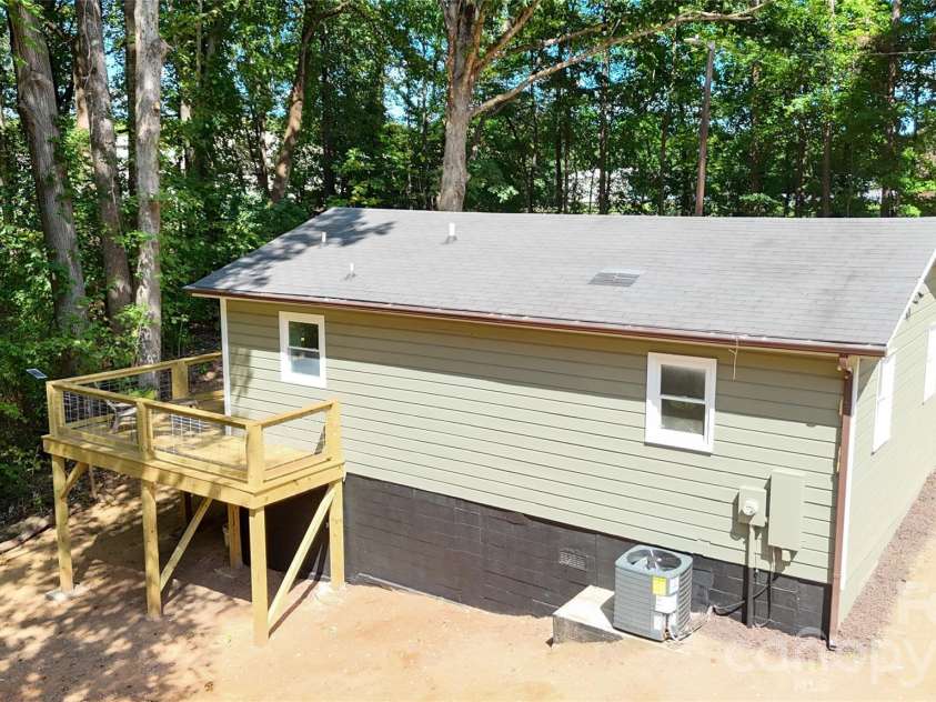 345 EPPS Road, Fort Mill, SC 29715.  MLS# CAR4424119, YatesRealty ID 50695. 