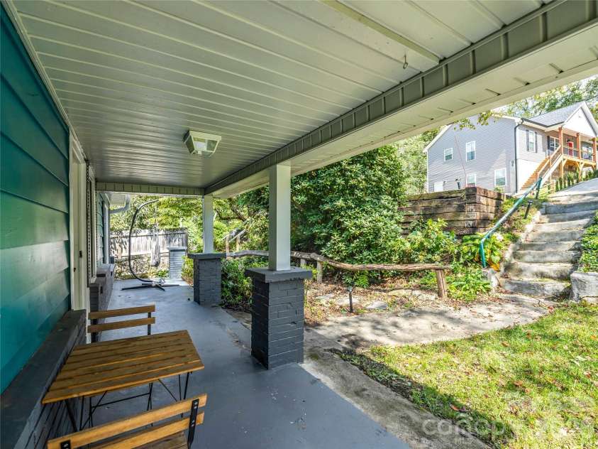91 Deaver Street, Asheville, NC 28806.  MLS# CAR4424002, YatesRealty ID 50699. 