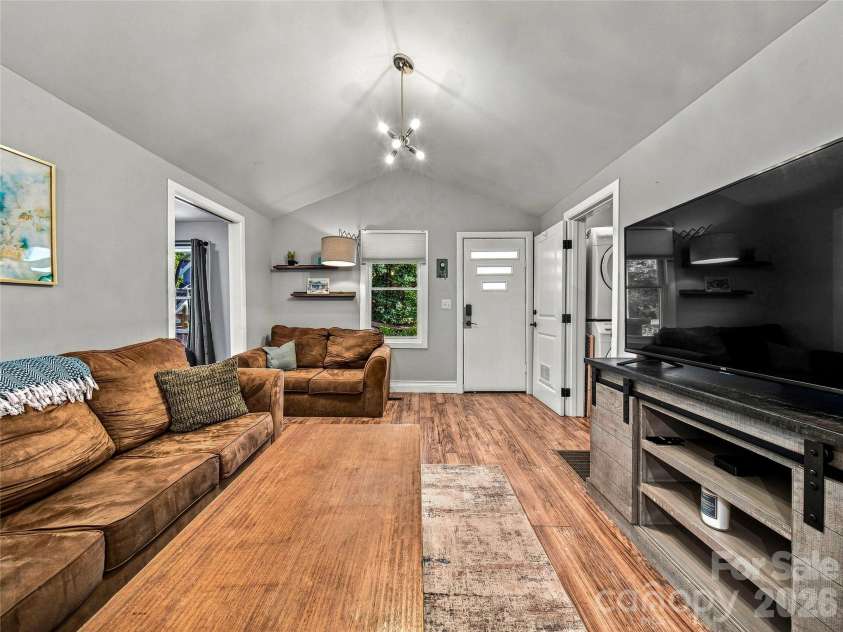 91 Deaver Street, Asheville, NC 28806.  MLS# CAR4424002, YatesRealty ID 50699. 