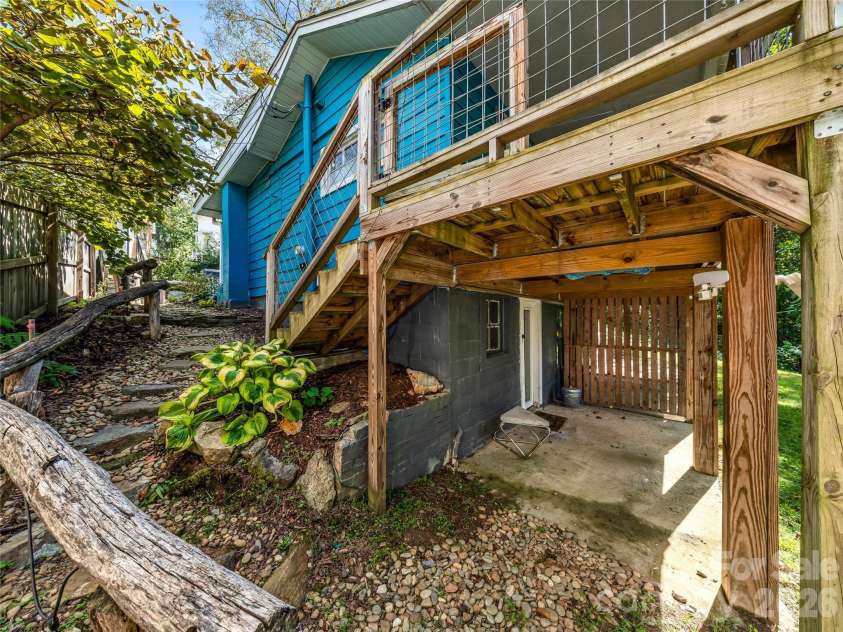 91 Deaver Street, Asheville, NC 28806.  MLS# CAR4424002, YatesRealty ID 50699. 