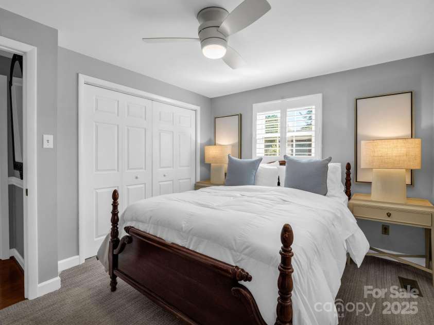 2340 24th Avenue, Hickory, NC 28601.  MLS# CAR4314509, YatesRealty ID 507. 