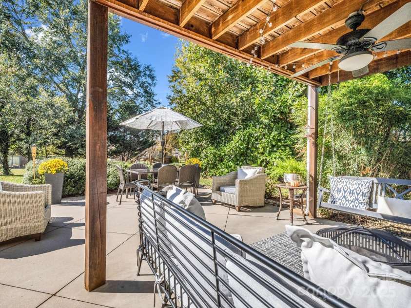 2340 24th Avenue, Hickory, NC 28601.  MLS# CAR4314509, YatesRealty ID 507. 