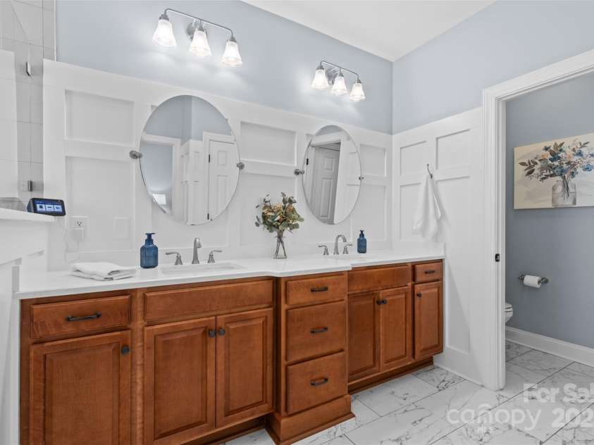2569 Lower Assembly Drive, Fort Mill, SC 29708.  MLS# CAR4243533, YatesRealty ID 5070. Primary Bathroom