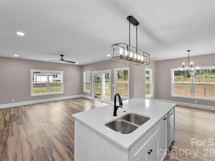 430 Fulton Drive, Kings Mountain, NC 28086.  MLS# CAR4310463, YatesRealty ID 5070. 