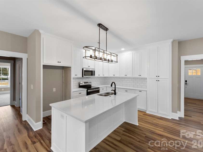 430 Fulton Drive, Kings Mountain, NC 28086.  MLS# CAR4310463, YatesRealty ID 5070. 