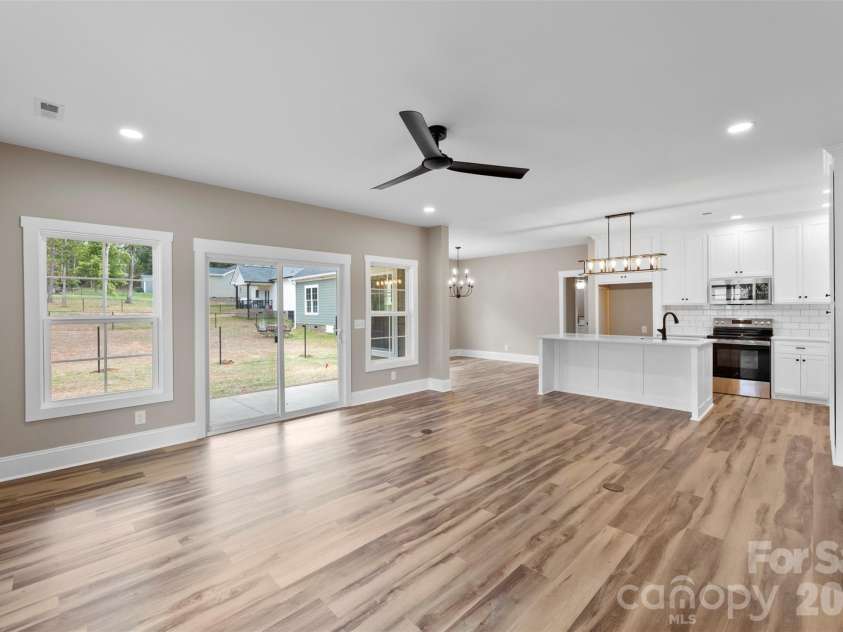 430 Fulton Drive, Kings Mountain, NC 28086.  MLS# CAR4310463, YatesRealty ID 5070. 