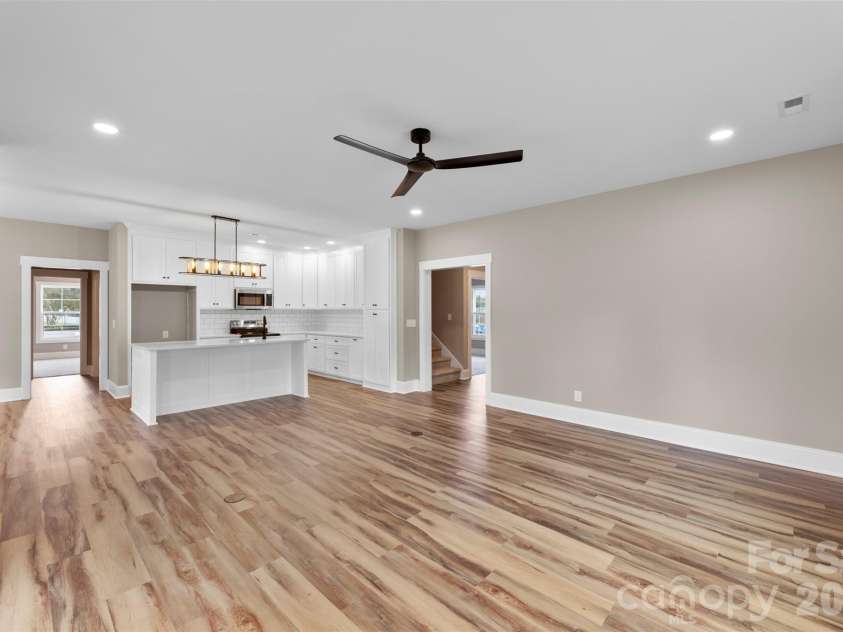 430 Fulton Drive, Kings Mountain, NC 28086.  MLS# CAR4310463, YatesRealty ID 5070. 