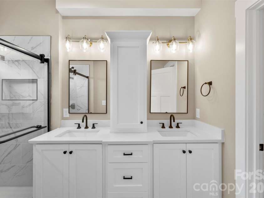 430 Fulton Drive, Kings Mountain, NC 28086.  MLS# CAR4310463, YatesRealty ID 5070. 