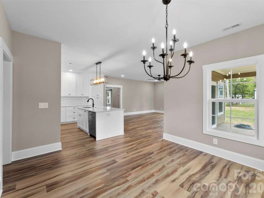 430 Fulton Drive, Kings Mountain, NC 28086.  MLS# CAR4310463, YatesRealty ID 5070. 