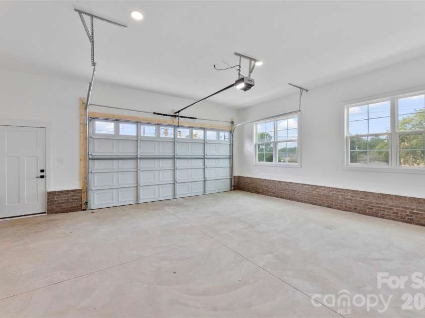 430 Fulton Drive, Kings Mountain, NC 28086.  MLS# CAR4310463, YatesRealty ID 5070. 