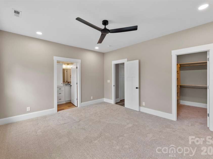 430 Fulton Drive, Kings Mountain, NC 28086.  MLS# CAR4310463, YatesRealty ID 5070. 
