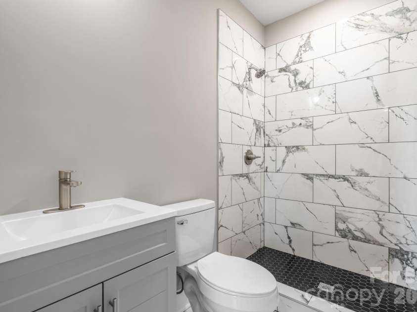 111 Clay Street, Lowell, NC 28098.  MLS# CAR4424138, YatesRealty ID 50700. 