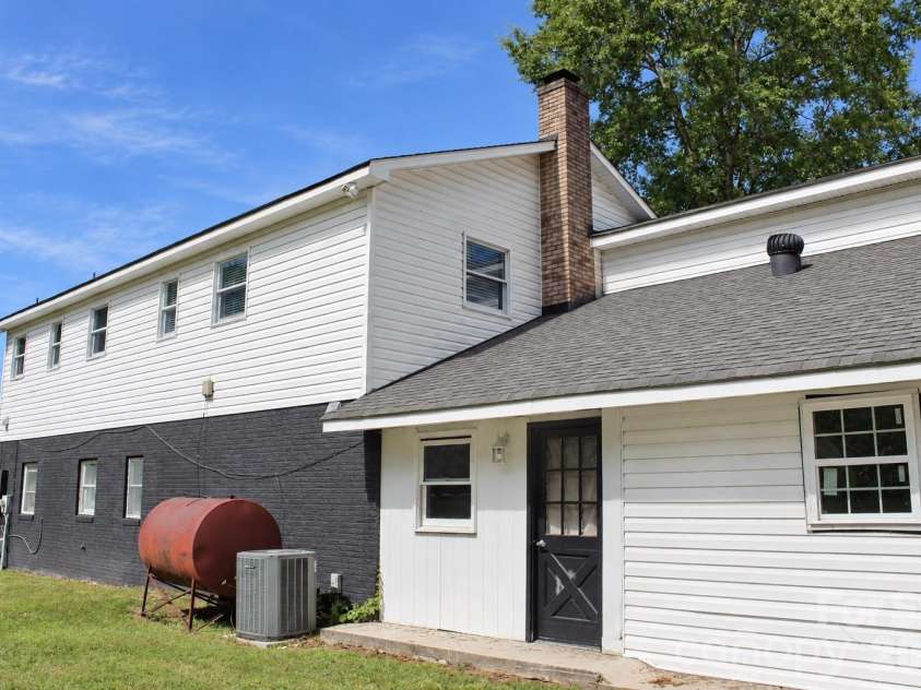 4515 Flowes Store Road, Concord, NC 28025.  MLS# CAR4424276, YatesRealty ID 50701. 