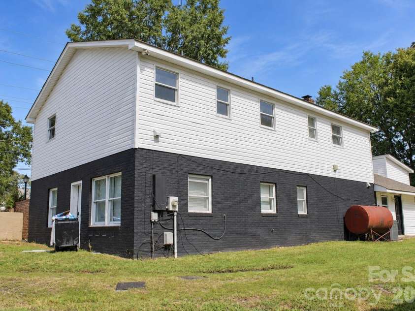 4515 Flowes Store Road, Concord, NC 28025.  MLS# CAR4424276, YatesRealty ID 50701. 