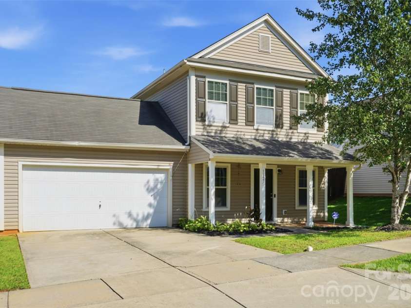 1125 Thanet Street, Concord, NC 28025.  MLS# CAR4423260, YatesRealty ID 50703. 