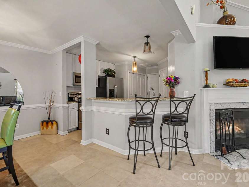 8609 Fox Chase Lane, Charlotte, NC 28269.  MLS# CAR4423387, YatesRealty ID 50705. 