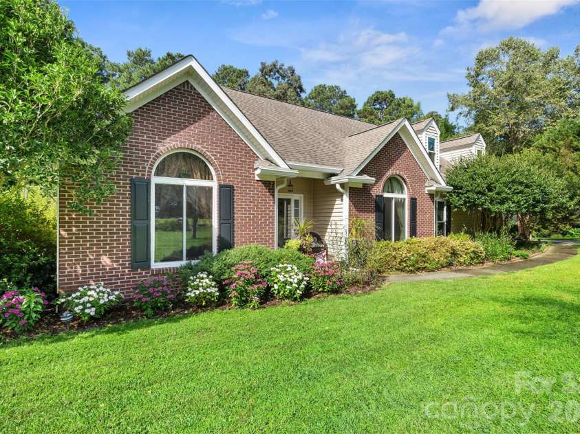 21 Ole Still Lane, Elgin, SC 29045.  MLS# CAR4422727, YatesRealty ID 50706. 